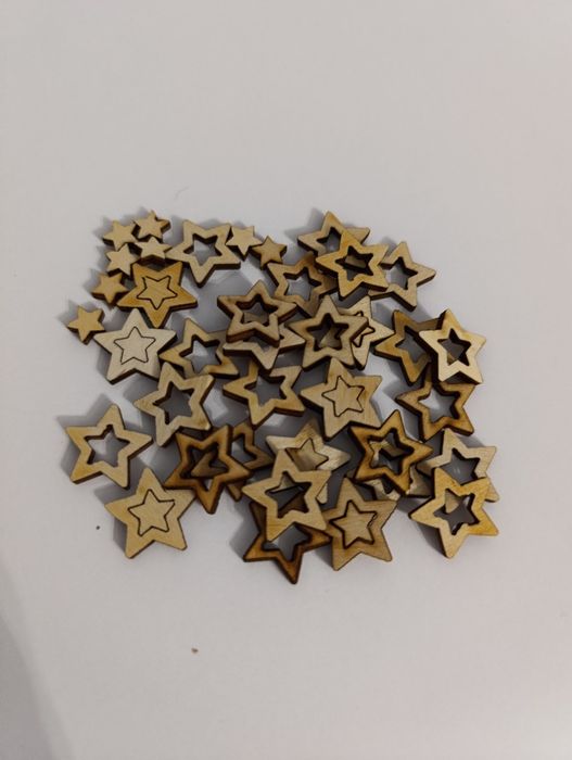 Gwiazdki scrapki 40 sztuk