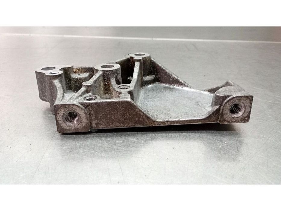 łapa silnika 9180996 volvo s60 v70 ii s80 2.0t