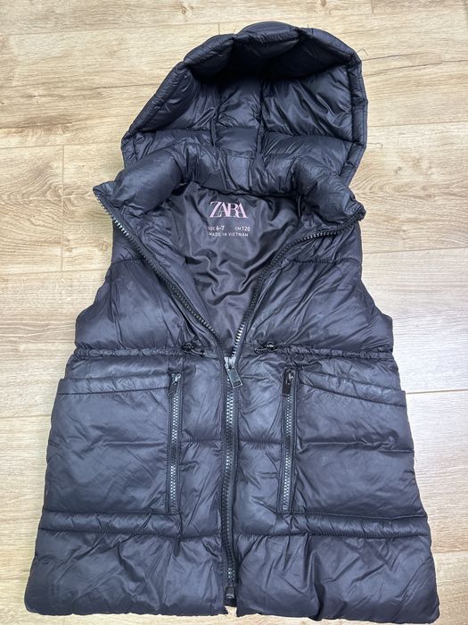 Безрукавля Zara для дівчинки 6-7 р