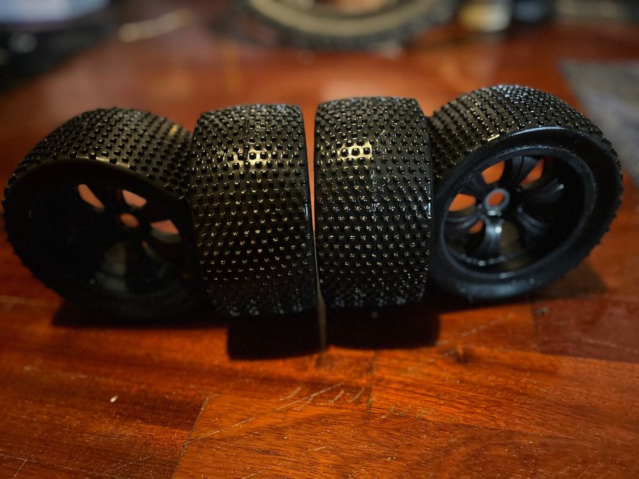 Rodas Pneus Rc Truggy 1.8