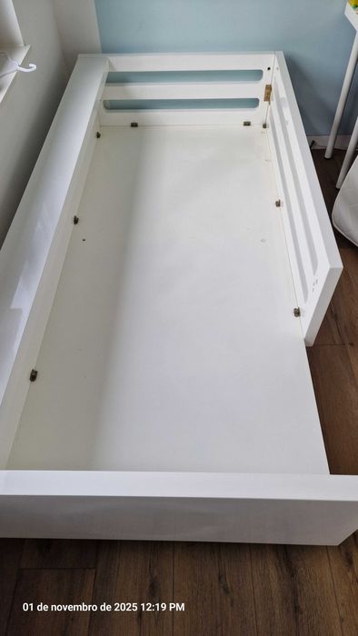 Cama solteiro(a) 90x200cm