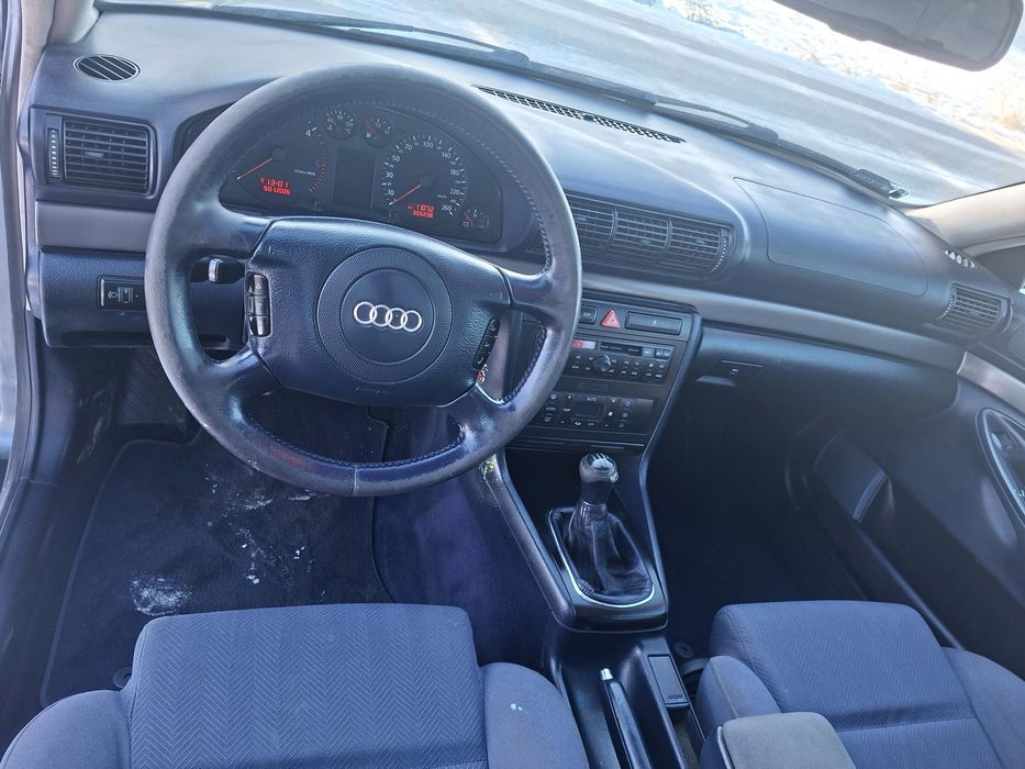 Audi A4 B5 polift 2000r 1.9 TDI