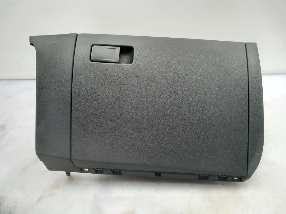 Porta luvas VOLKSWAGEN Polo (AW1)