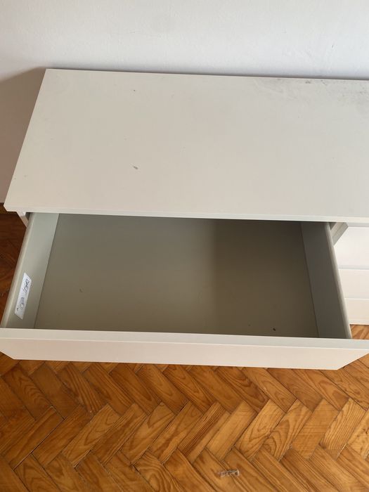 Cómoda para quarto