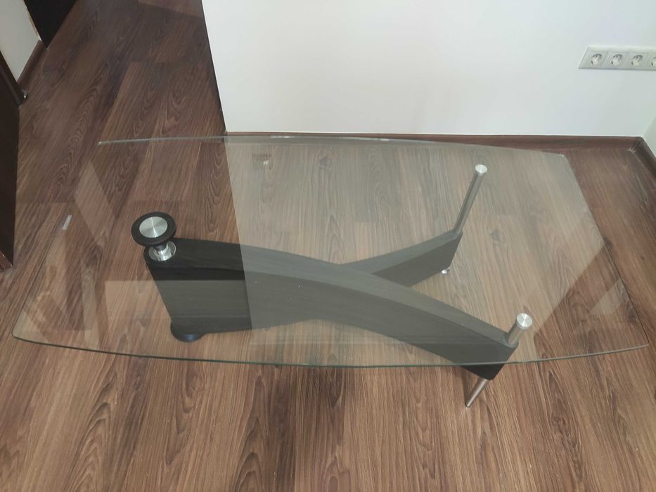 Журнальний столик скляний