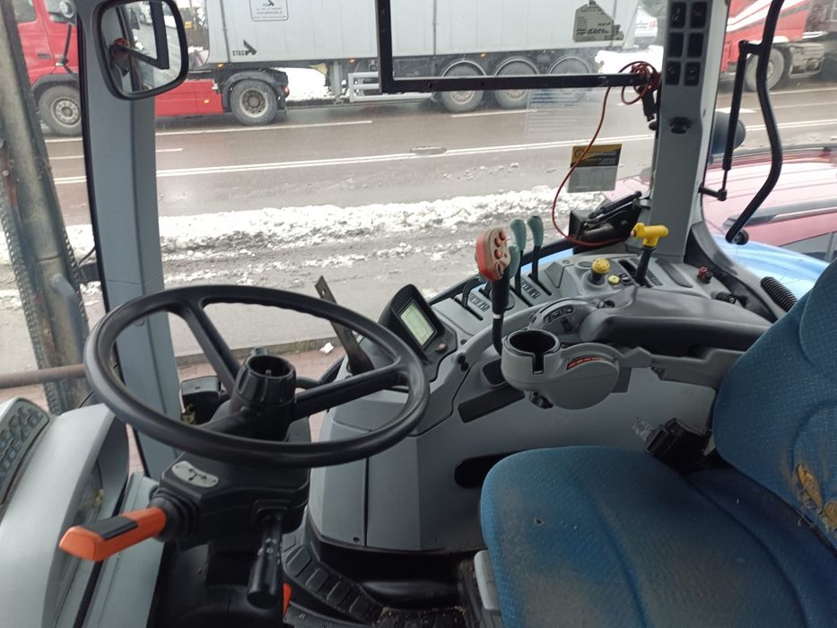 New Holland T7.235 sprowadzony