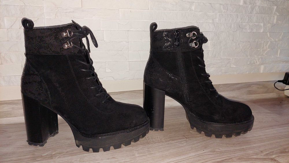 Botki DEEZEE rozmiar 38