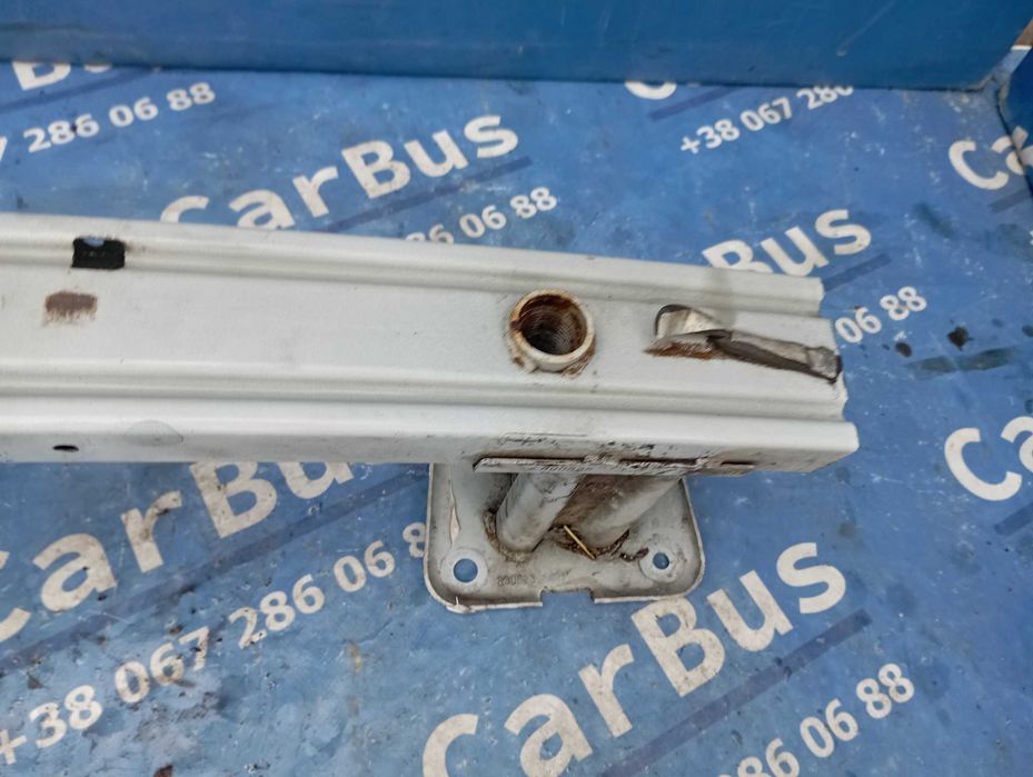 Підсилювач бампера передній Renault Trafic 3 Opel Vivaro 3 L474 — Casablanca White Білий 752101525R б/у розборка шрот запчастини