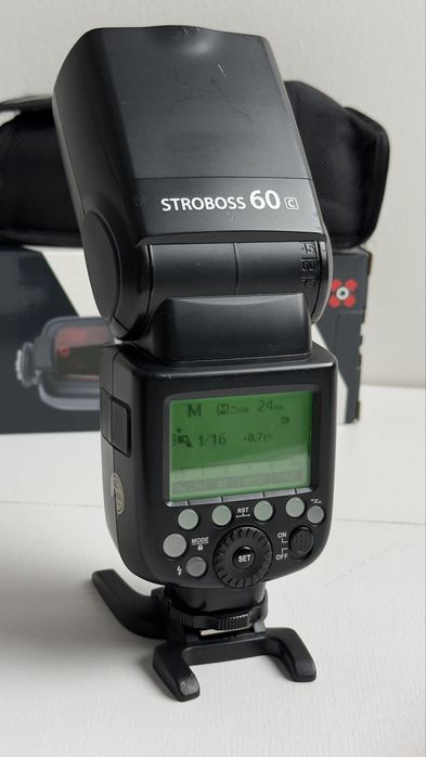 Lampa blyskowa Quadralite stroboss 60 c