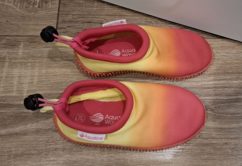 Buty do wody rozmiar 26 wkladka 17,5