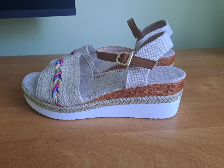 NOWE buty sandały  38