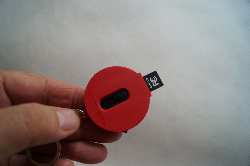 Pendrive Superman 16 GB USA