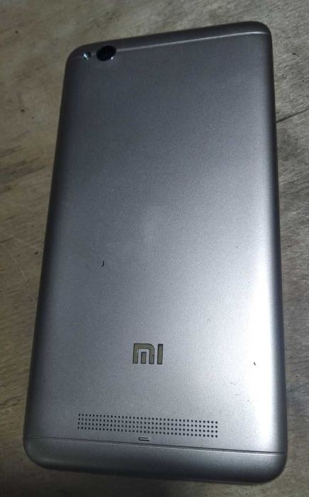Смартфон Xiaomi Redmi 4A 16GB Gold