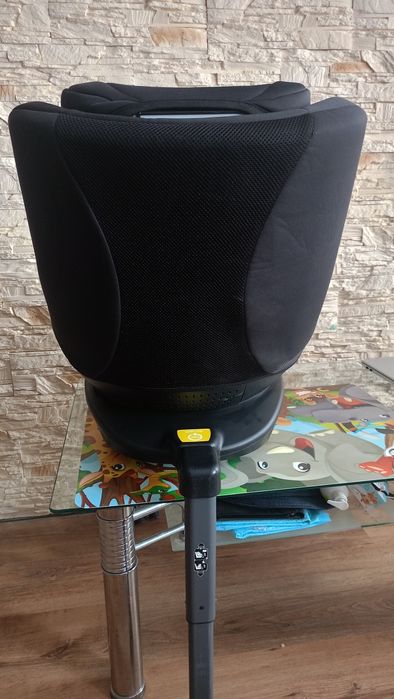 Fotelik samochodowy Joie spin 360