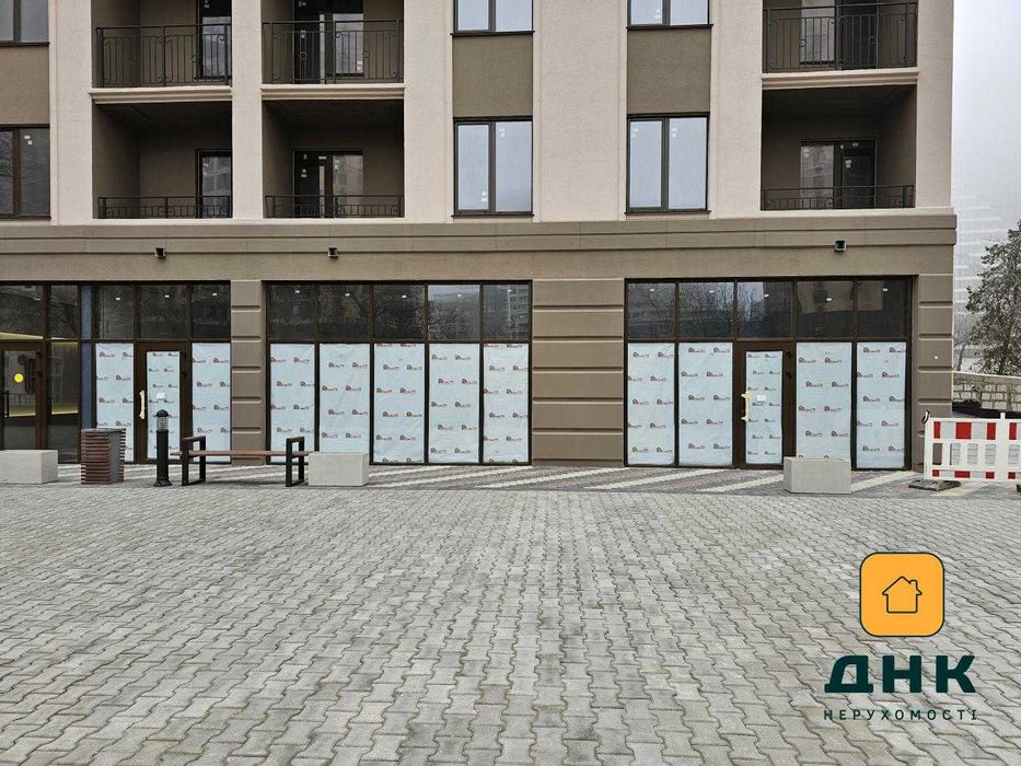 Фасадная коммерция в Аркадии 118 метров, 2 входа с Генуэзской и двора