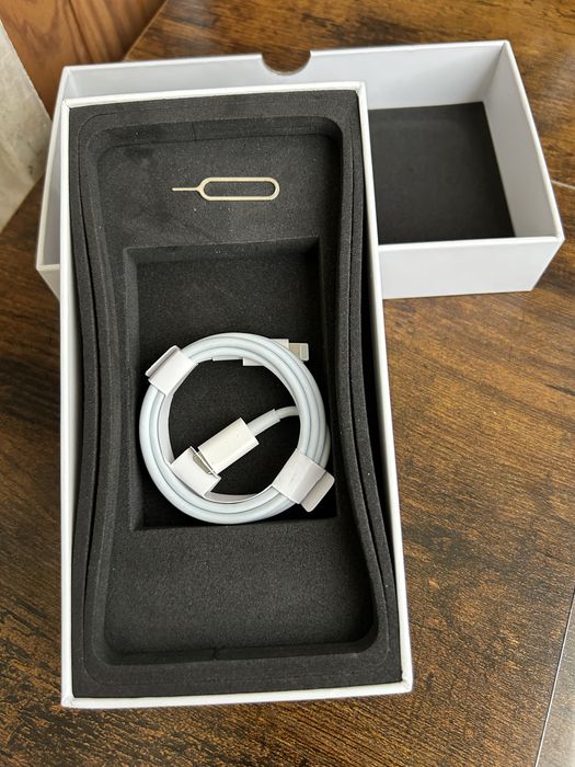 Iphone 12 com 64Gb