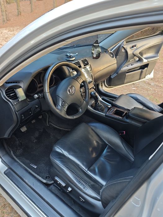 Lexus IS 220 d  2006рік