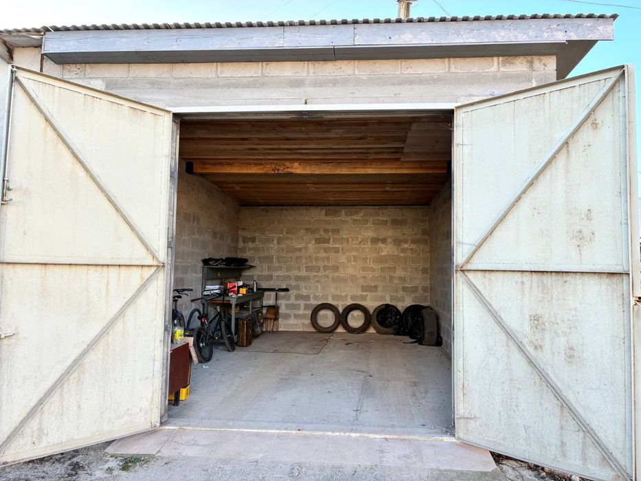 Продається ГАРАЖ