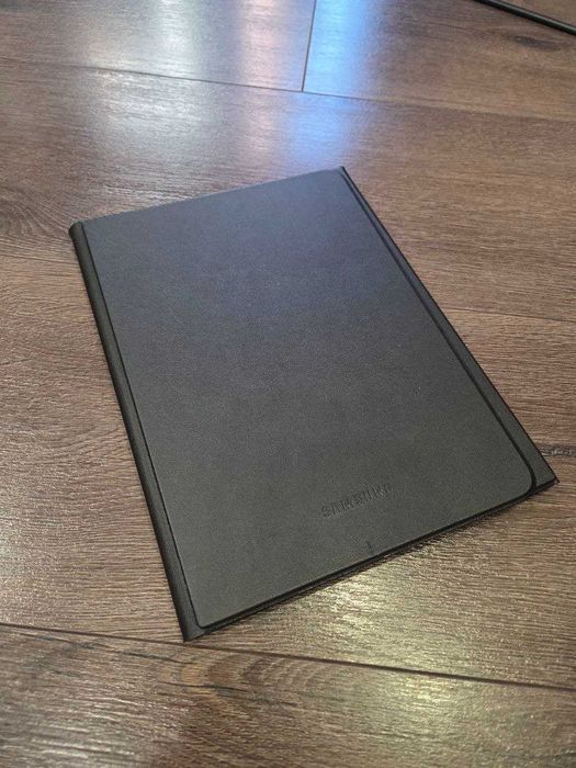 Samsung Galaxy Tab S2 SM-T813 9.7" 32Gb Зарядка, чохли та клавіатура в комплекті.