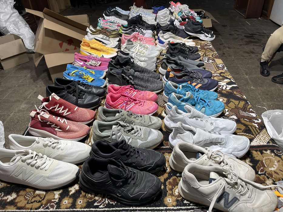 Кросівки оригінал опт лот