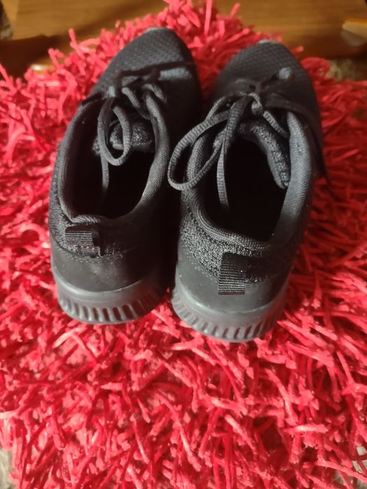 Super okazja! Buty  sportowe   Vty  Deichmann  rozm. 36