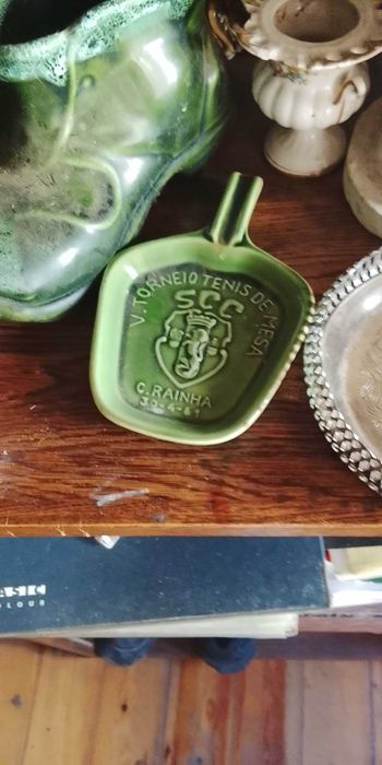 Various porcelain items458972128871731202