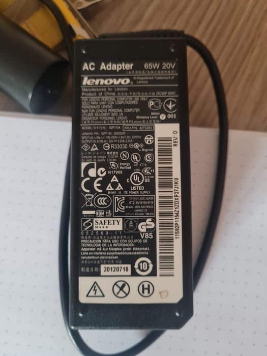 Блок живлення Lenovo 65W 20V