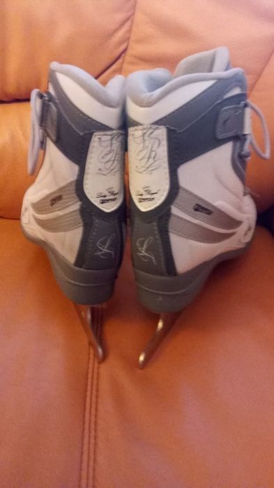 Łyżwy figurowe Tempish Lady Royal Rozmiar 38 Wkładka 24,5cm Super stan