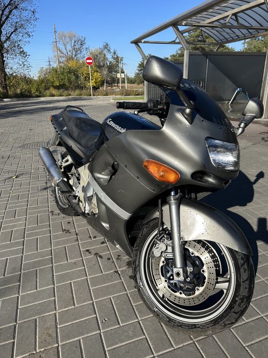 Kawasaki ZZR 400 600 пластик(комплект) морда в сборе