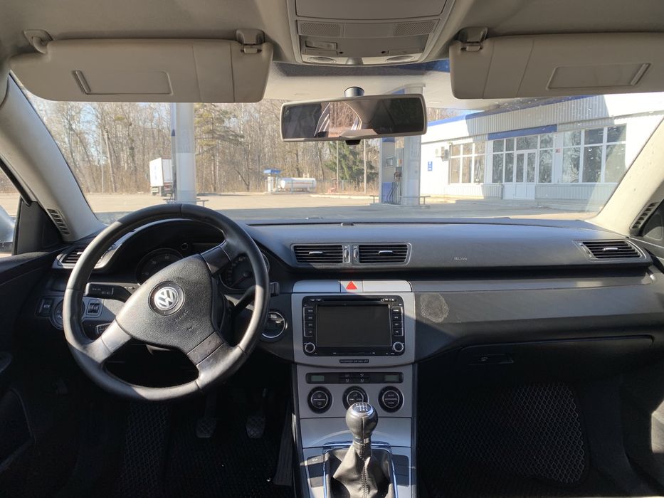 Volkswagen Passat B6 2.0