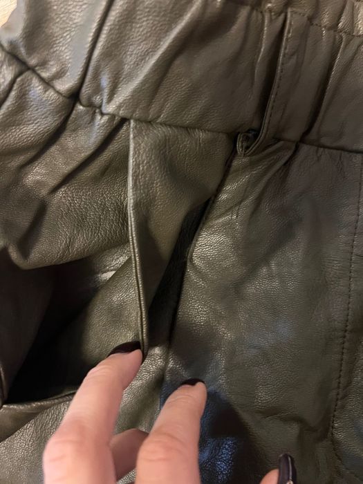 Шкіряні шорти розмір М-Л