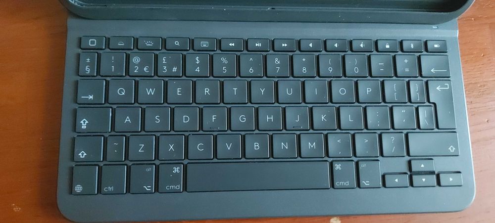 Клавіатура-обкладинка iPad Pro 11'' Graphite