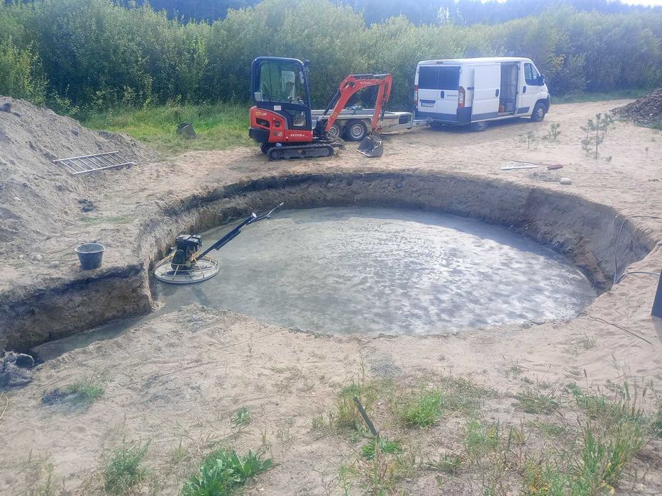 Prace brukarskie  , Usługi mini koparką