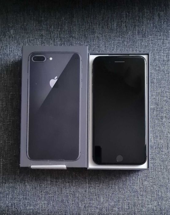 iPhone 8 Plus 64 GB64584711672194121