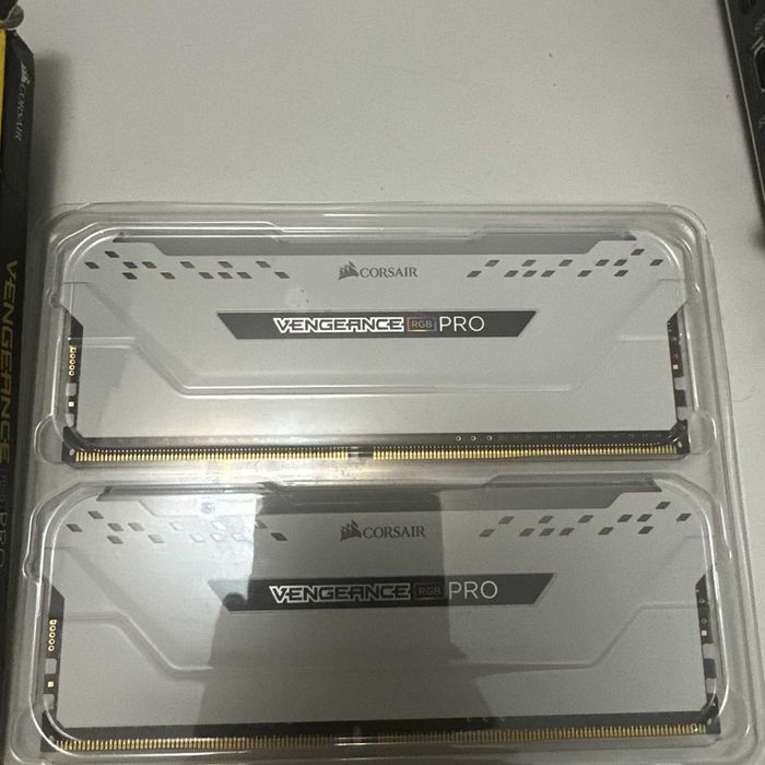 corsair vengeance rgb pro ddr4 ram 16gb(2x8gb) 3200mhz cl16