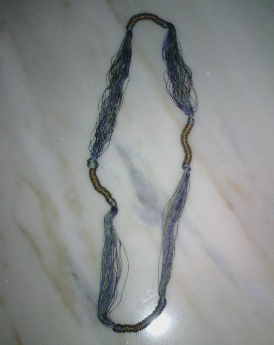 Vendo varios colares senhora