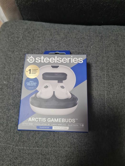 bezprzewodowe słuchawki dokanałowe SteelSeries Arctis GameBuds