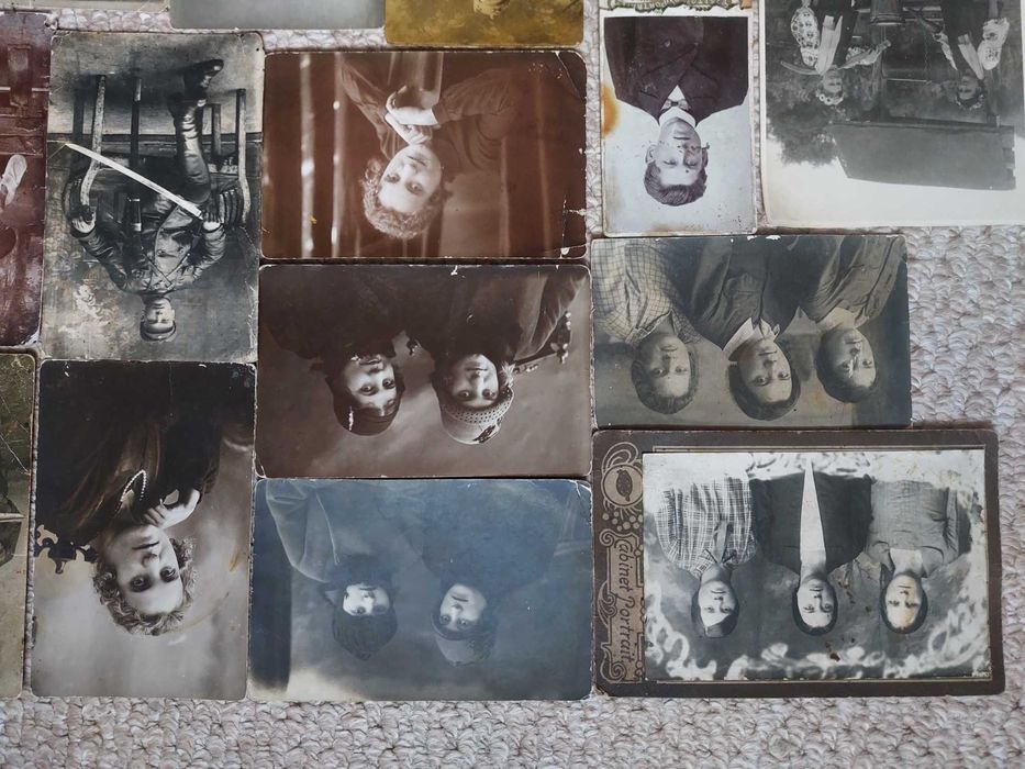 Фотографии  старинные.