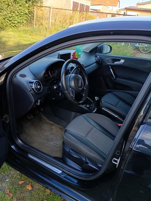 AUDI A1 1.6 TDI 2012 rok