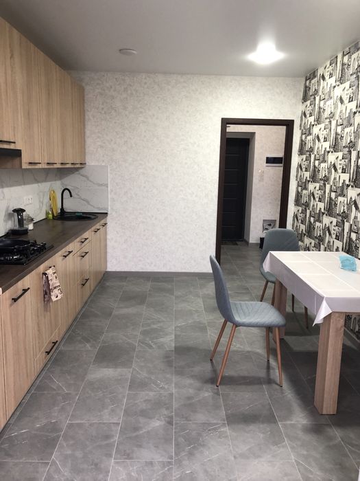 1-кімн.кв. Новобудова по вул.Зарічанській.  Подобово/На місяць.