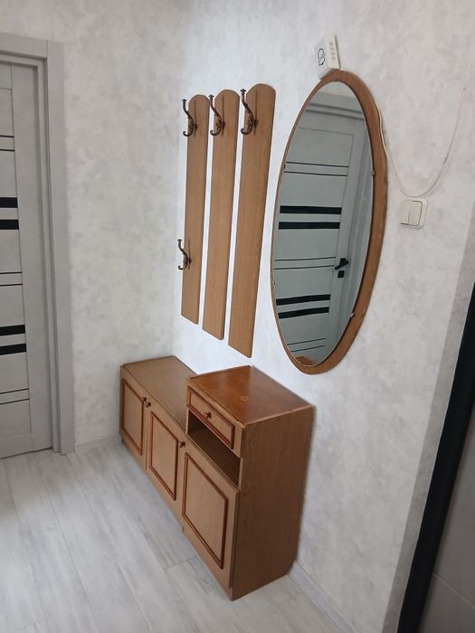 Продам прихожу Б/У