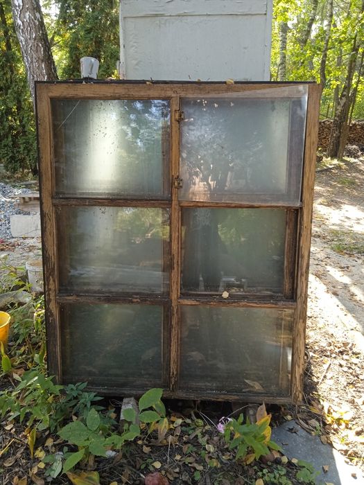 Вікна , рами дубові