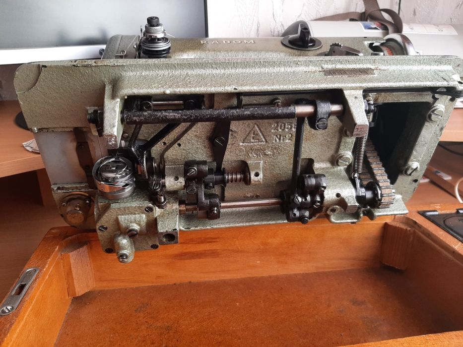 Швейная машина Радом 86