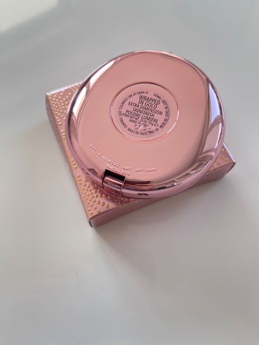 MAC rozświetlacz extra Dimension skinfinish