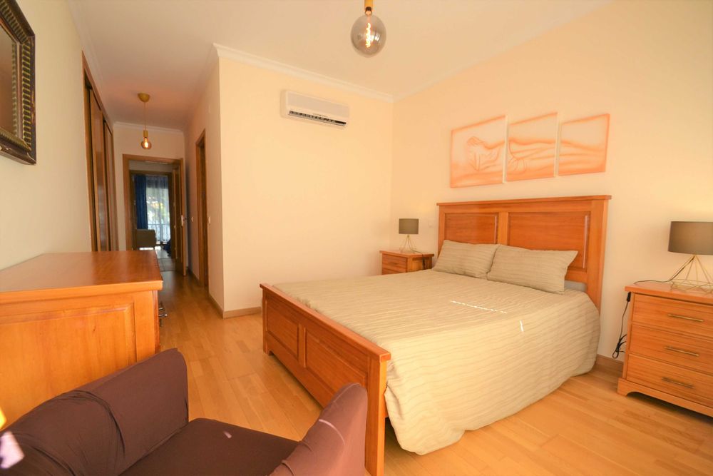 Vilamoura - Apartamento com churrasqueira na varanda com vista piscina