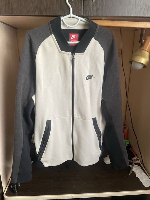 Зіпка найк теч фліс