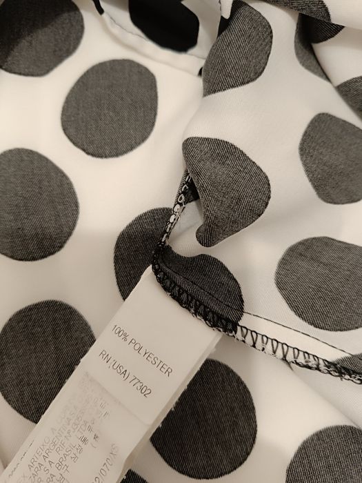 Blusa com manga 3/4, bolas pretas, tamanho XS da Zara