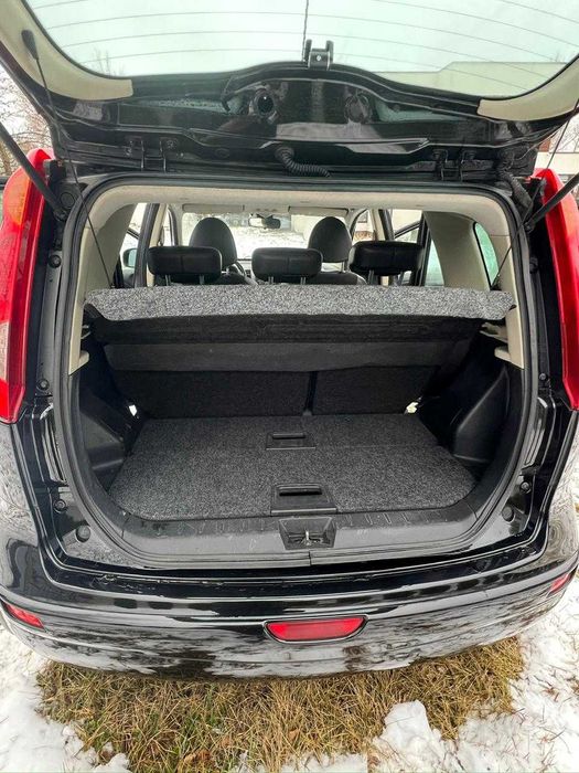 продам автомобіль Ніссан Ноут