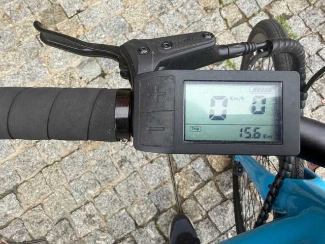 E-Bike Mercedes elétrica – como nova, apenas 15 km