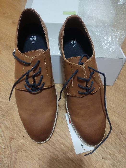 Туфлі  нові H&M р42